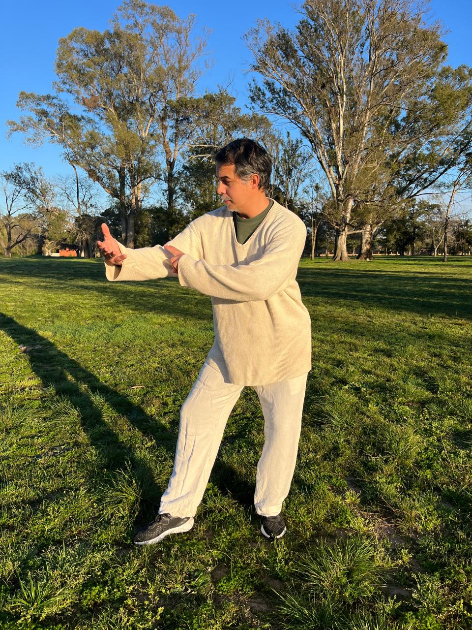 Gabriel Nieto practicing qigong